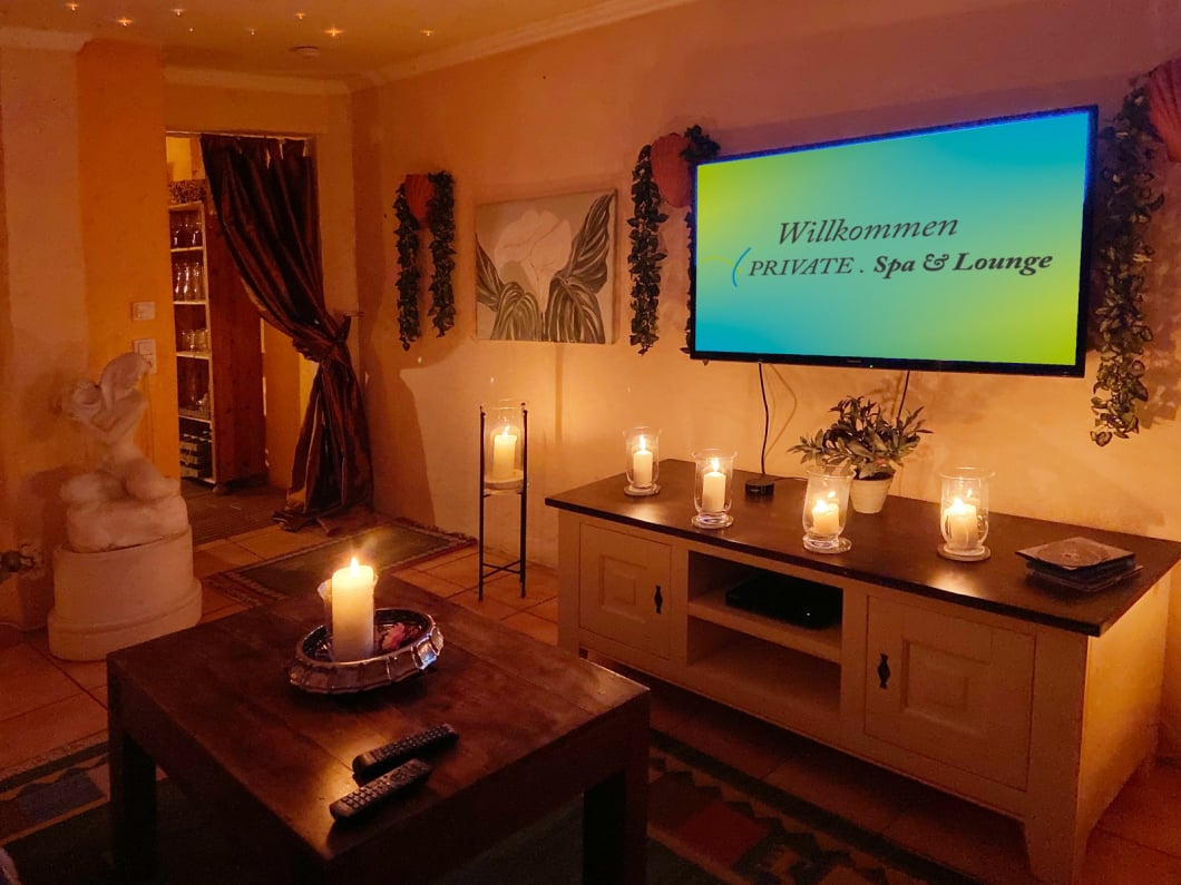 Private Spa & Lounge